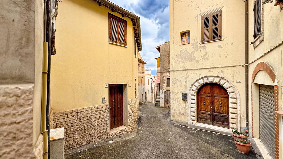 Priverno House | 2 bedroom lovely home in Priverno