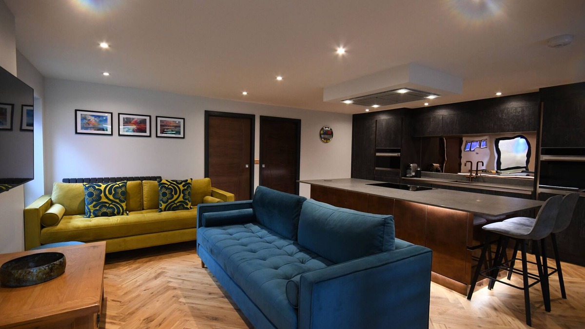 Attleborough Apartment | 2 bedroom luxury apartment in Norfolk, Attleborough - disabled accessible