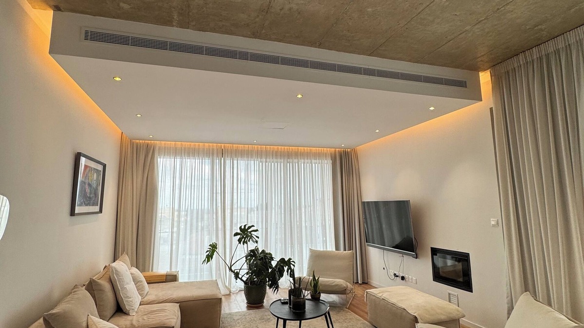 Lykabittos Apartment | 2 bedroom luxury penthouse near city centre