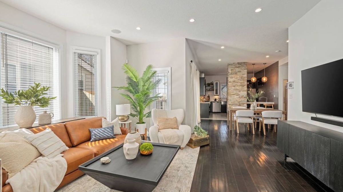 North London Apartment | 2 Bedroom Main Executive Space