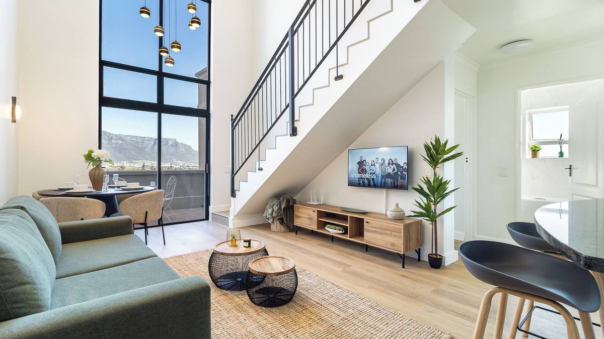 Century City Apartment | 2 Bedroom, Mountain View Penthouse, Century City