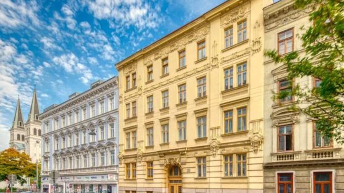 Favoriten Condo | 2 Bedroom near metro+Perfect for long term stay