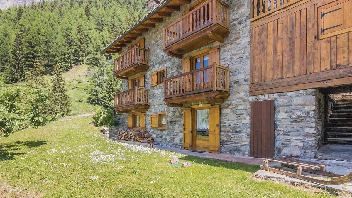 Valsavarenche Apartment | 2 bedroom nice apartment in Bien -AO-
