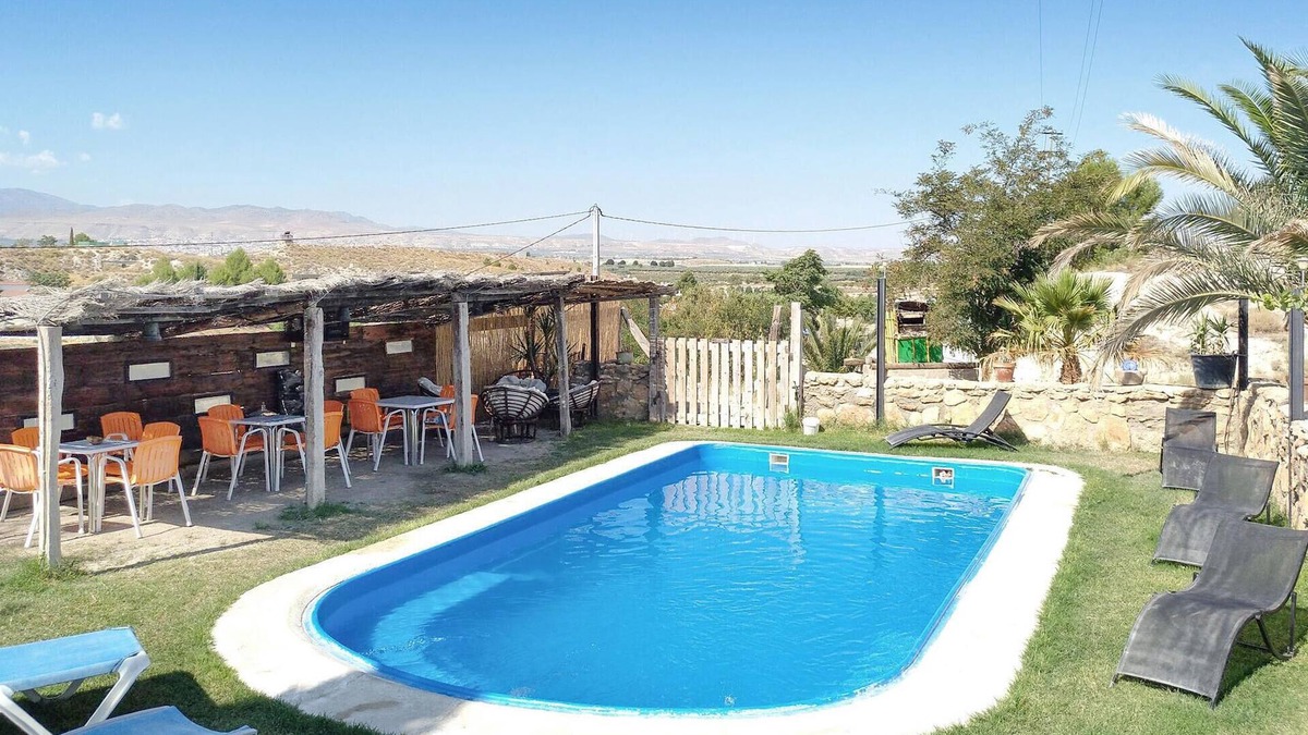 Baza House | 2 bedroom nice home in Baza