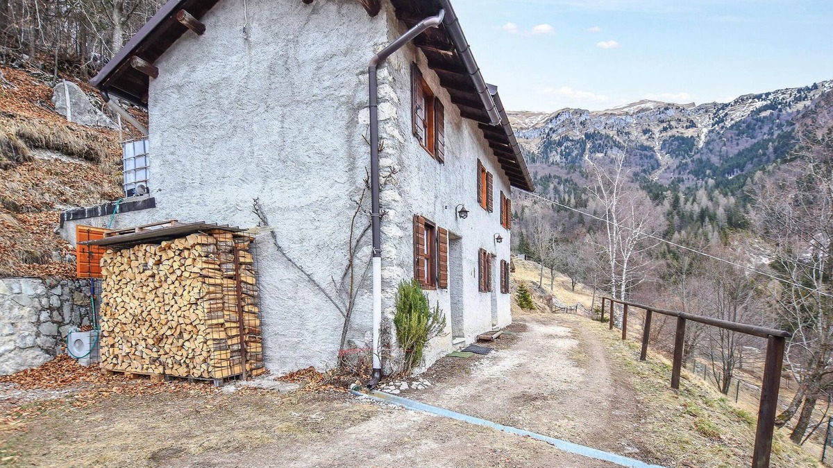 Sovramonte House | 2 bedroom nice home in Sovramonte