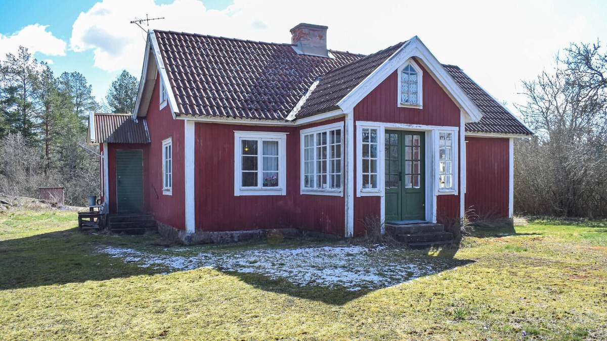 Blomstermala House | 2 bedroom nice home in Stubbemåla