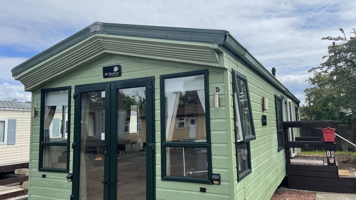 Glasgow House | 2-Bedroom Parkhome Uddingston