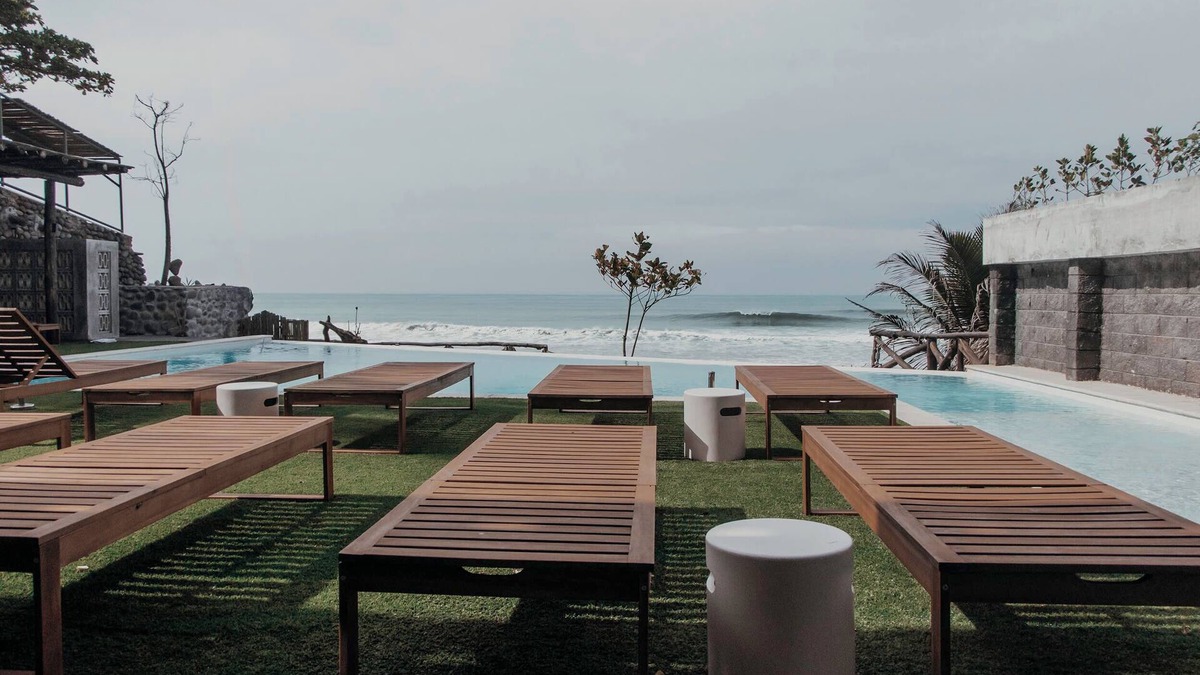 El Zonte Condo | 2-Bedroom Partial Ocean View with Balcony (King Master Plus Bunk Beds)