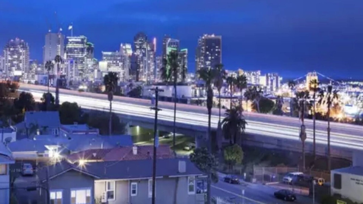 Harborview Condo | 2 bedroom penthouse w/views!