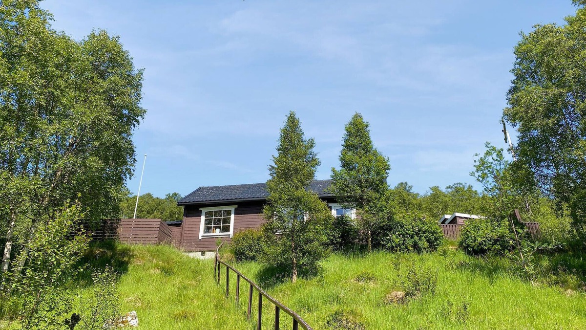Ulsteinvik House | 2 bedroom pet friendly home in Haddal