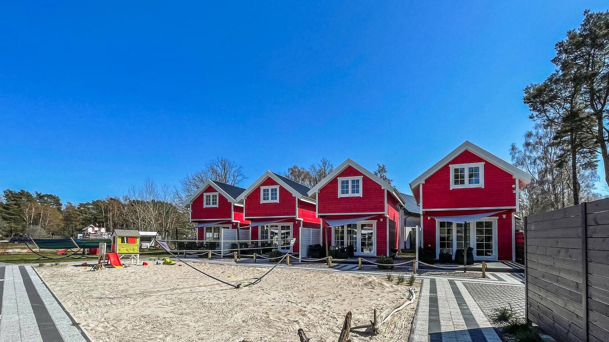 Debki House | 2 bedroom pet friendly home in Debki