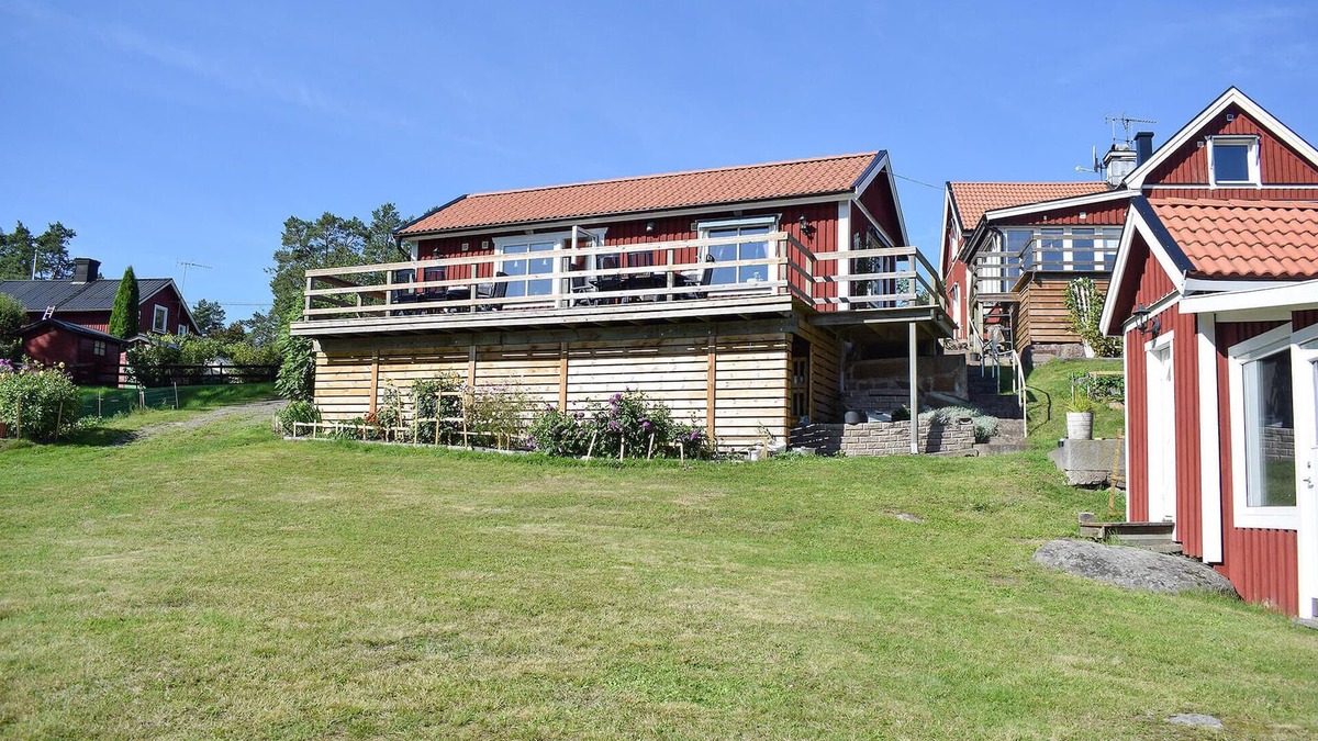 Figeholm House | 2 bedroom pet friendly home in Figeholm