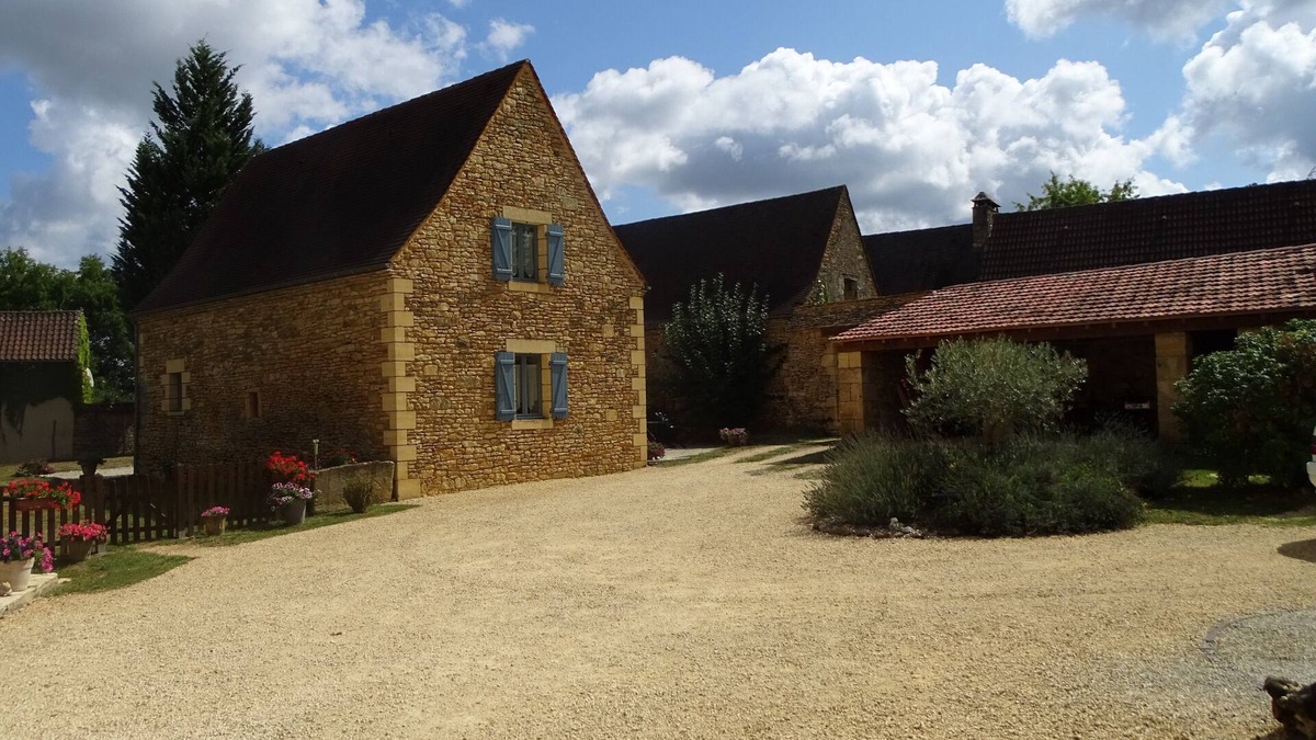 Sainte-Nathalene House | 2 bedroom private vacation home in Sainte Nathalene