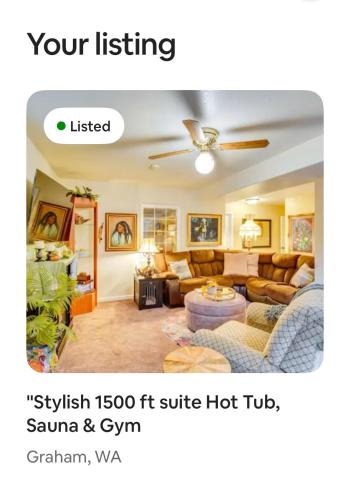 Graham House | 2 Bedroom Private 1500ft Hot Tub Sauna Gym