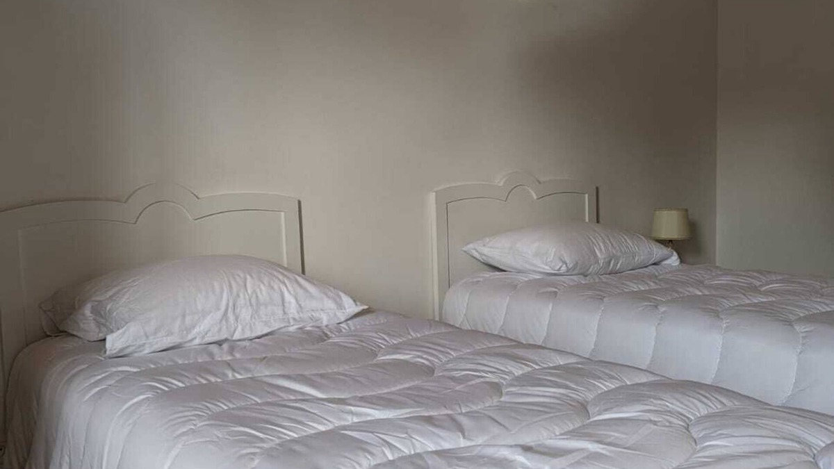 Chalais House | 2 Bedroom Private vacation home in Chalais