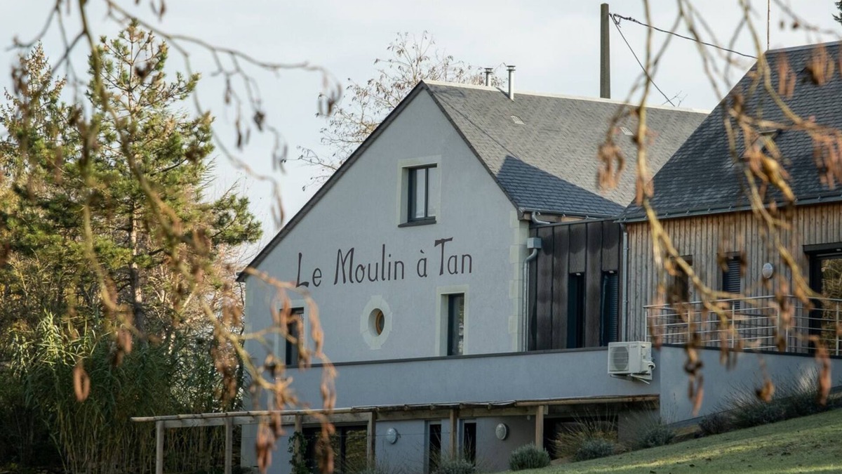 Sache House | 2 bedroom private vacation home in sachã© - France