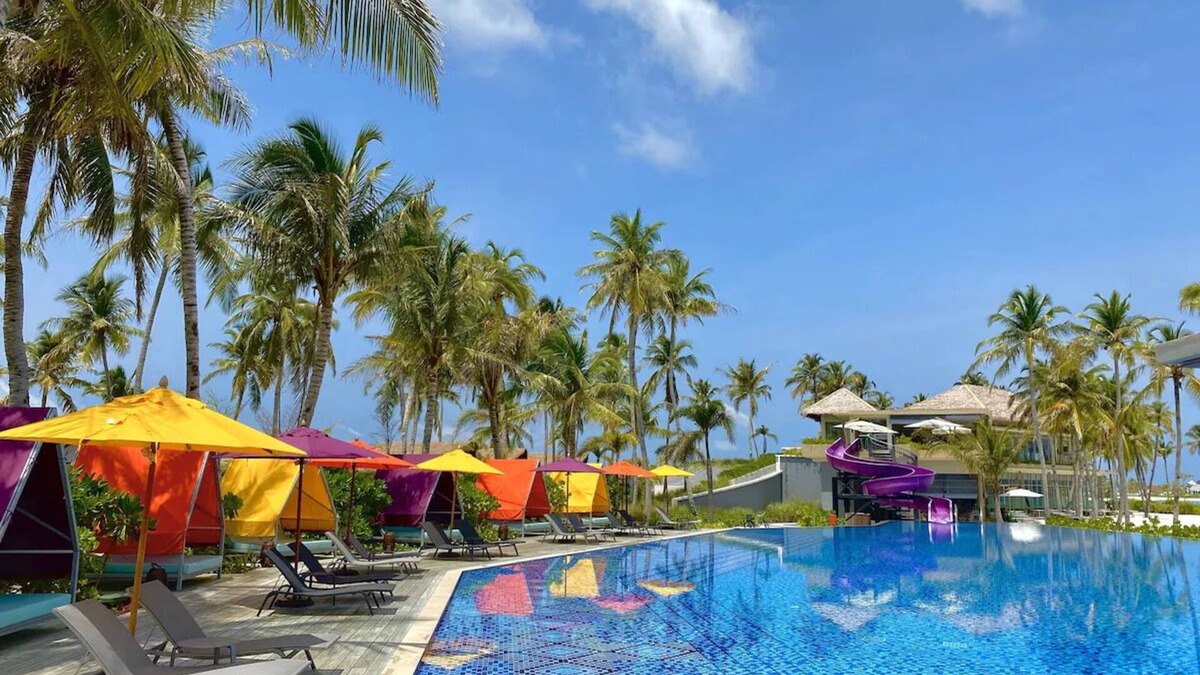 Farukolhufushi Island Hotel | 2-Bedroom Rock Royalty Overwater Pool Villa, Hard Rock Maldives