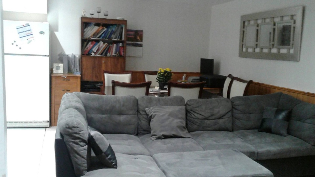 Brampton House | 2 bedroom self contain