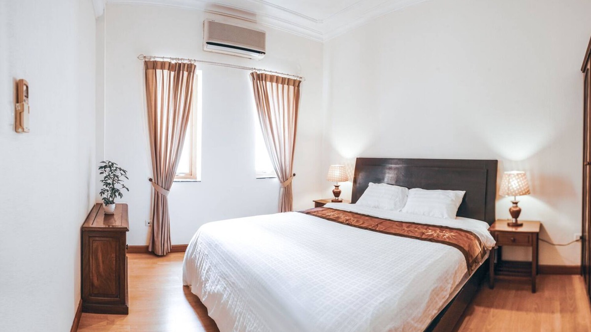 Hai Ba Trung Apartment | 2 Bedroom Serviced Apartment Hanoi City Center Central Location