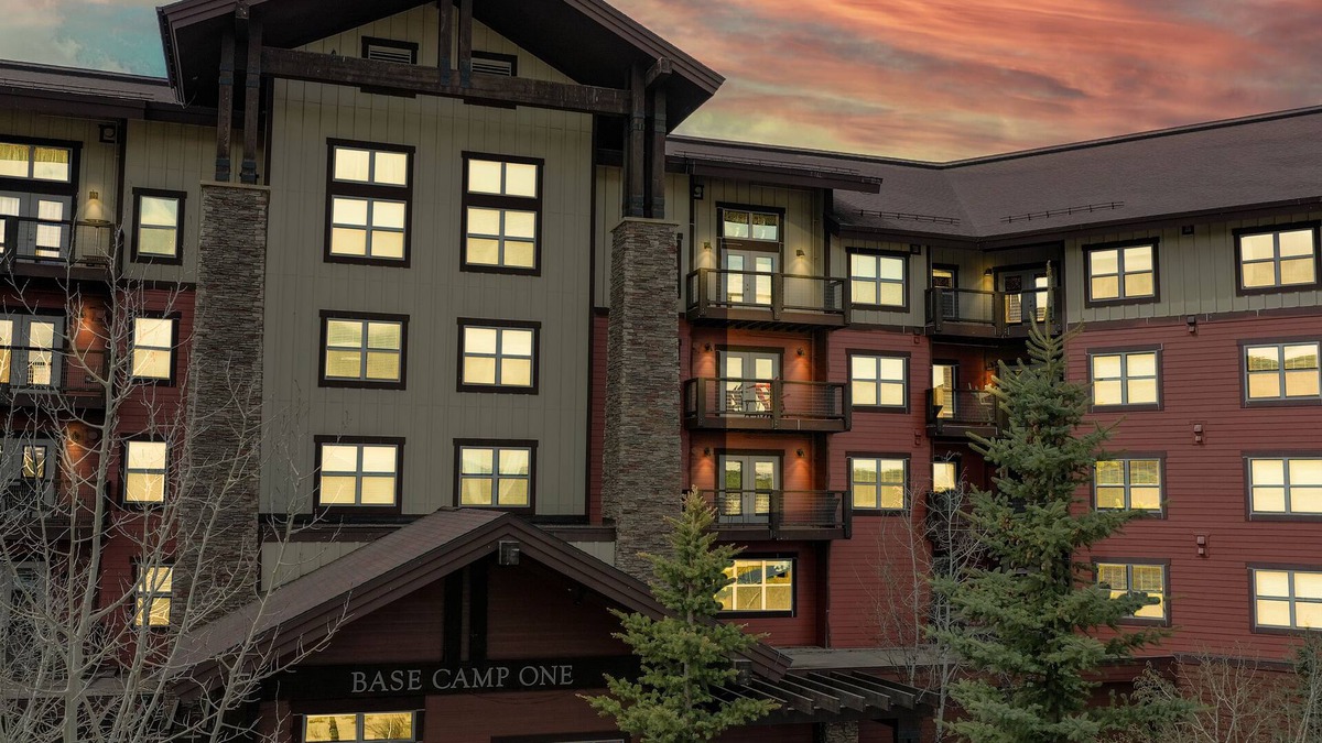 Silvercreek Condo | 2-Bedroom Ski-In/Ski-Out Condo in Granby Ranch - Your Perfect Mountain Retreat!