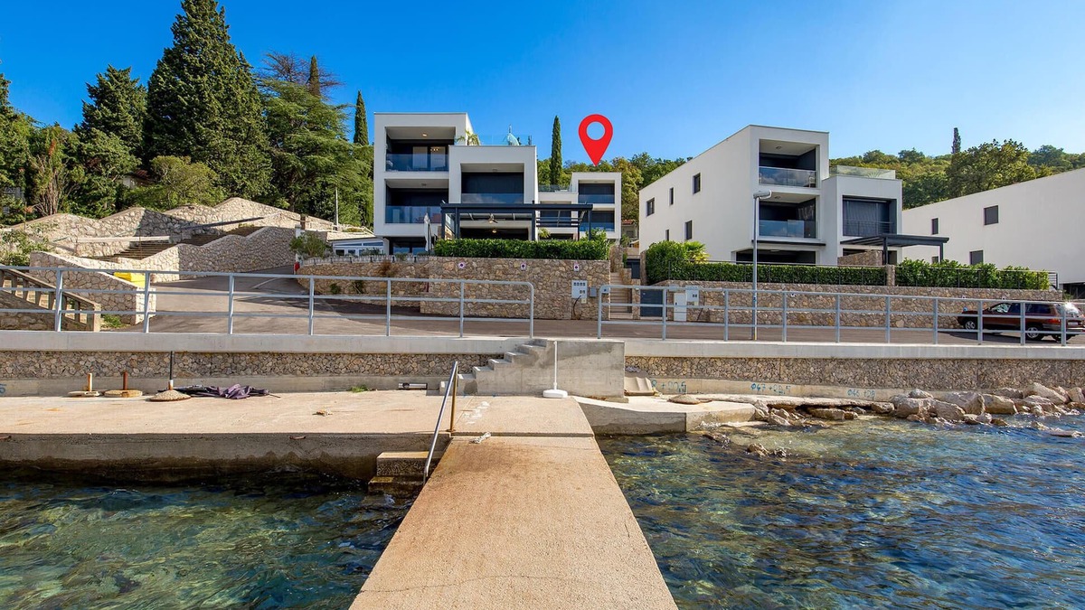 Municipality of Omisalj Apartment | 2 bedroom stunning apartment in Omisalj