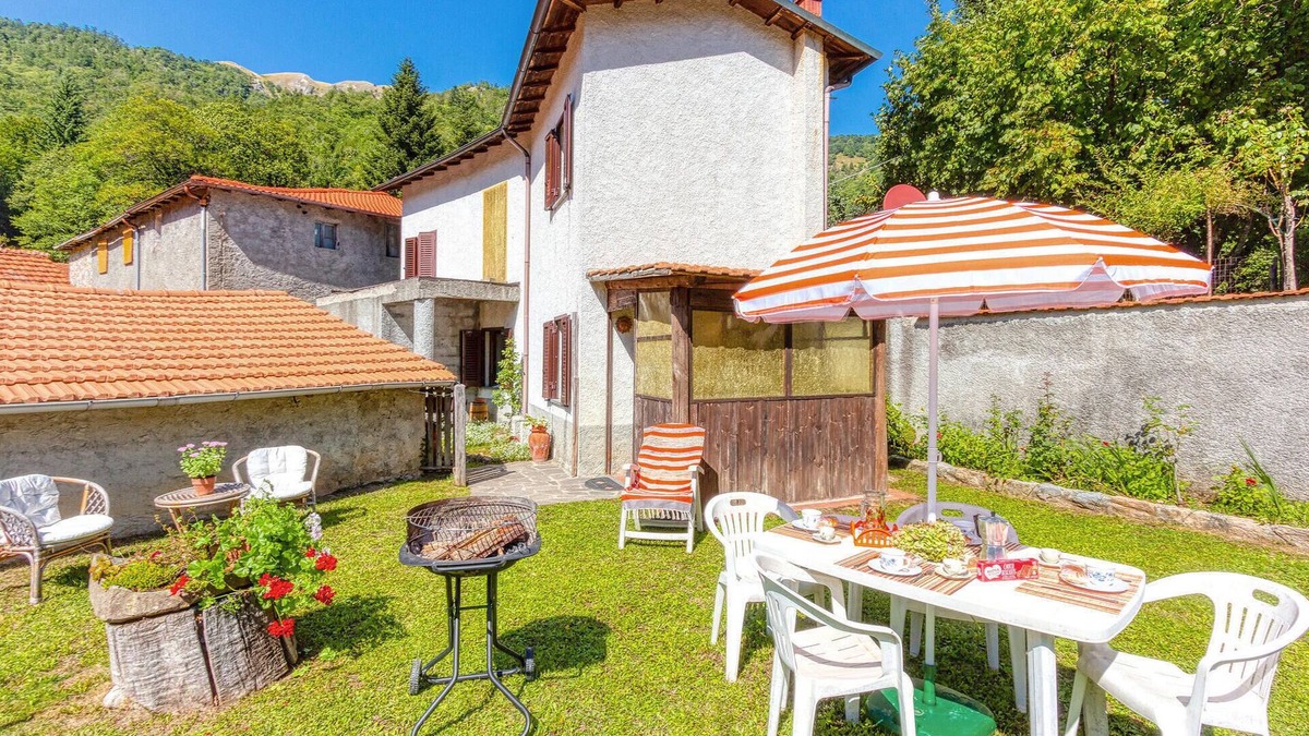 San Rocco in Turrite House | 2 bedroom stunning home in Palagnana