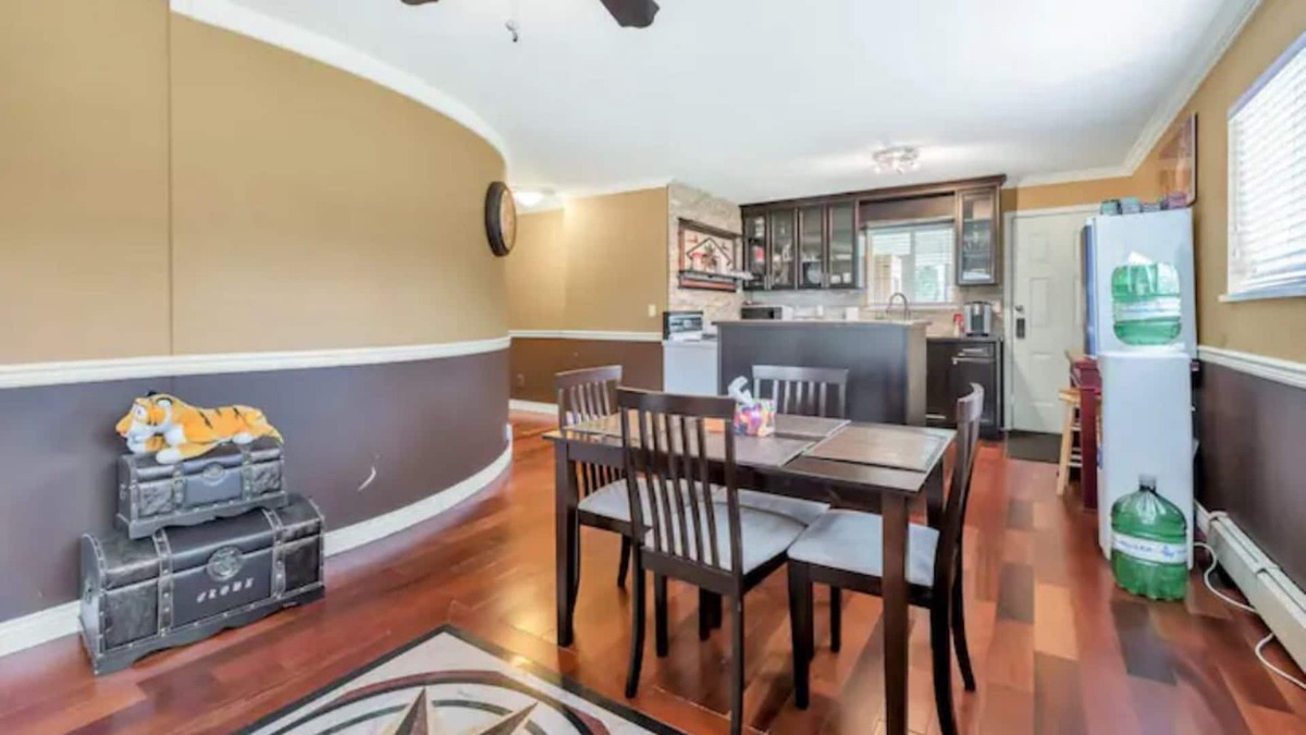 Langley Apartment | 2 bedroom Suite on Acreage with Netflix
