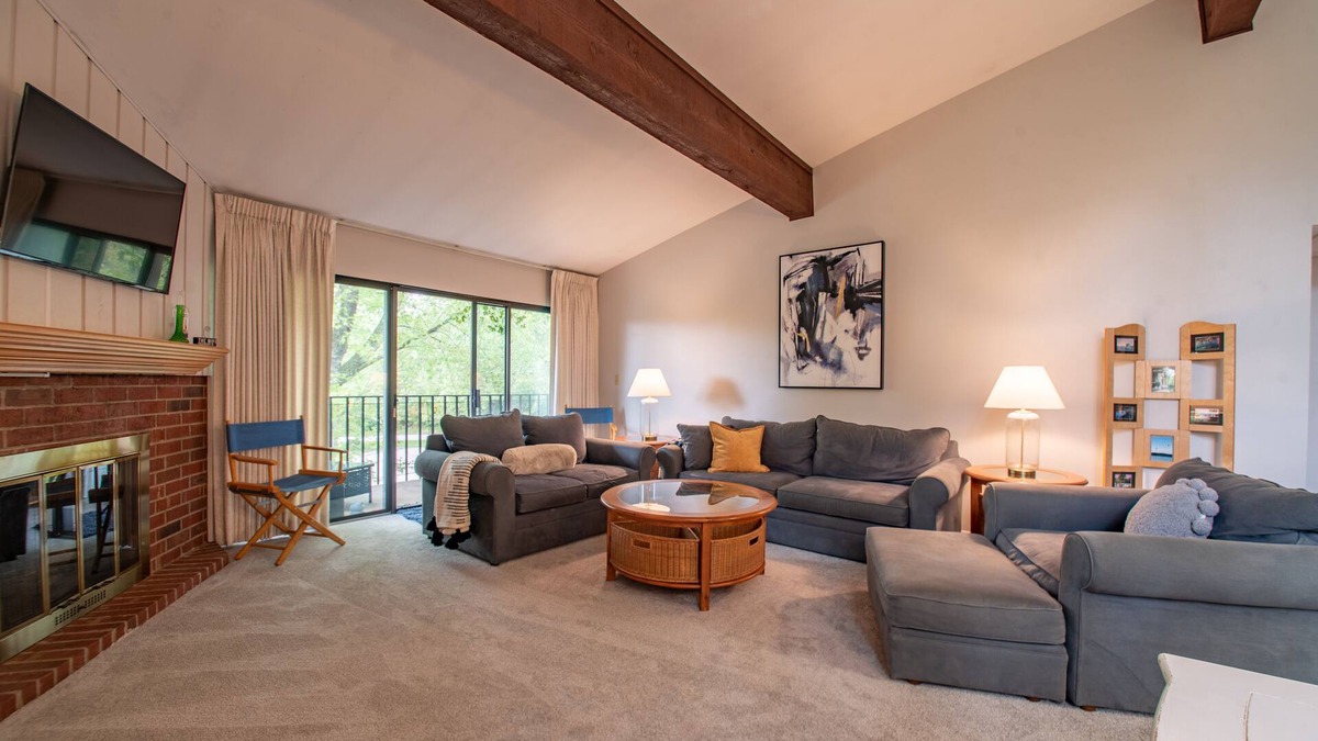 Lake Geneva Condo | 2 bedroom suite with resort facilities.