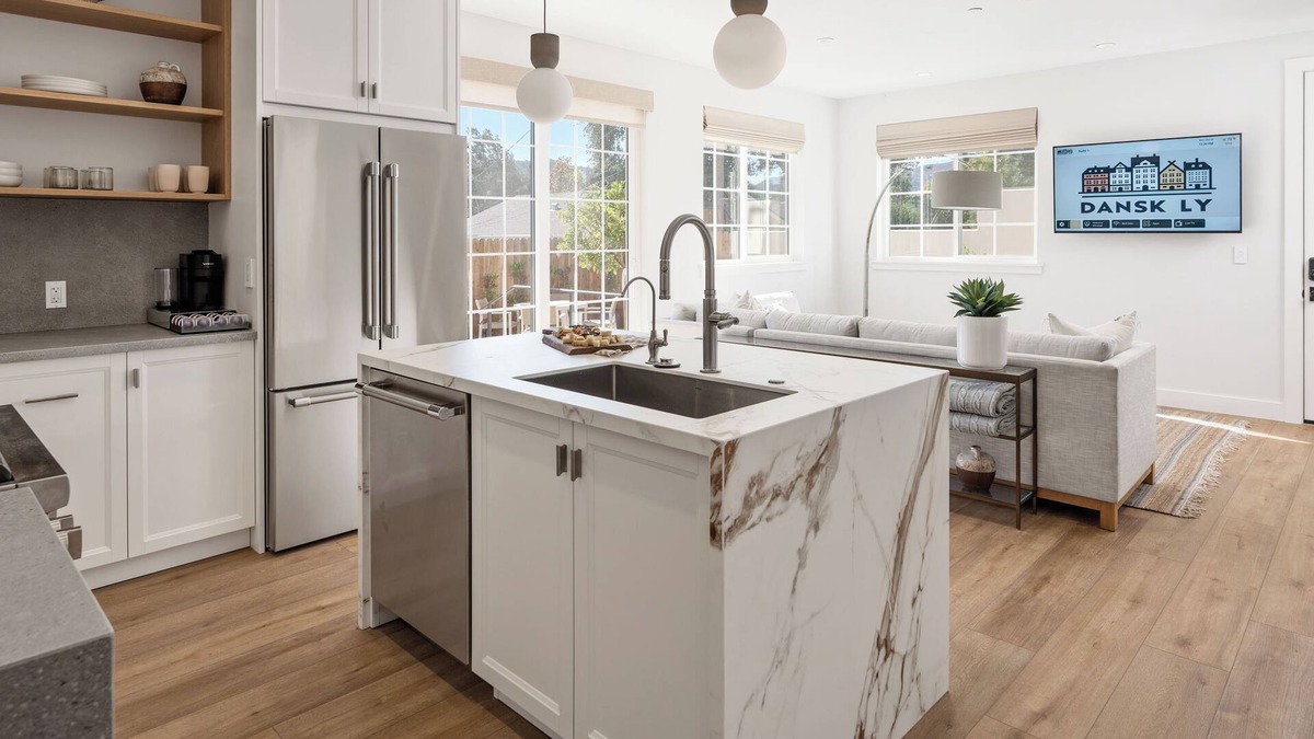 Solvang Apartment | 2 Bedroom Suite with Private Yard & Off-Street Parking. Full kitchen & living.