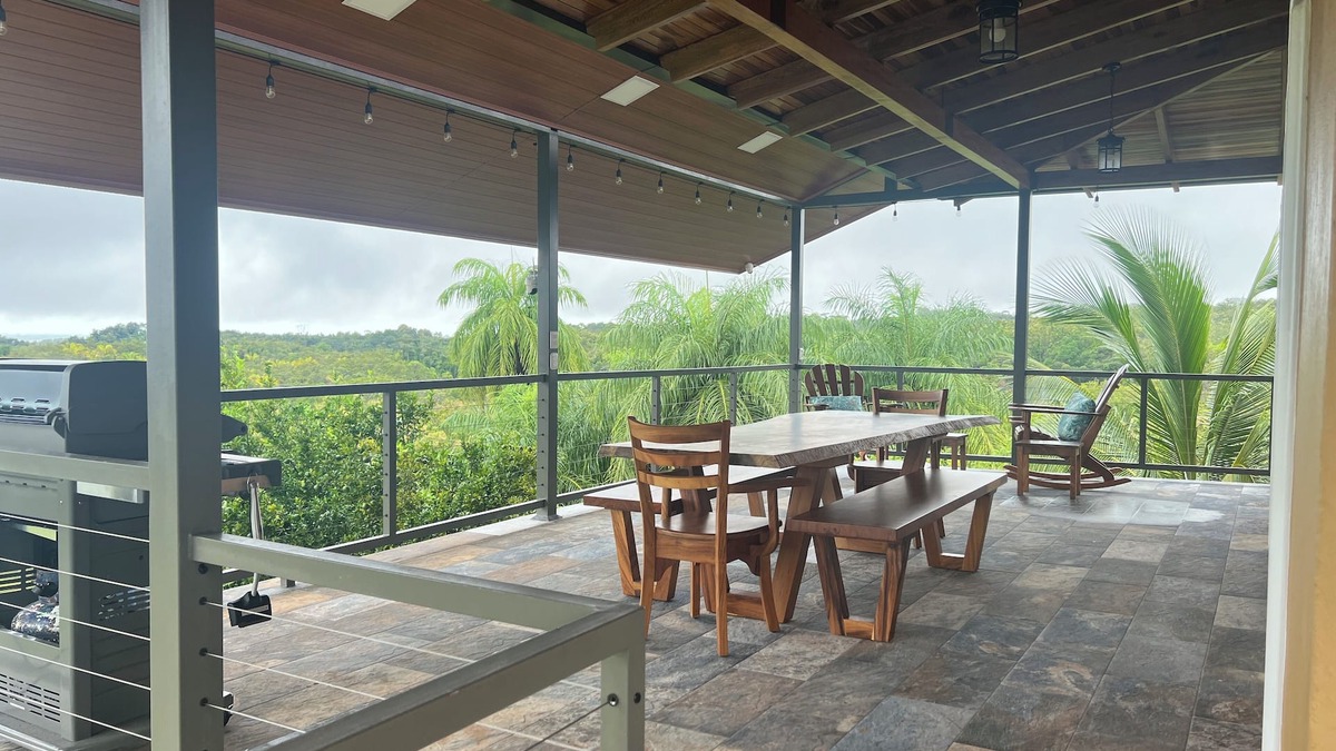 Las Lomas House | 2-Bedroom Top Level of House with Ocean View, Outdoor Living Space