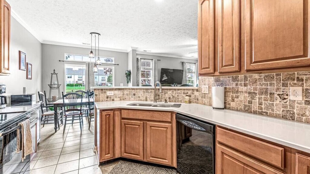 Carmel House | 2 Bedroom Townhome in Zionsville