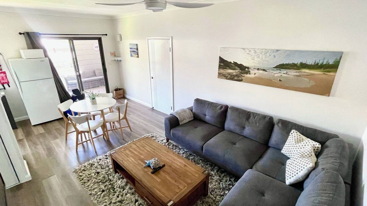 Port Macquarie Apartment | 2 Bedroom Unit - Backs onto Rainforest and close to Beaches