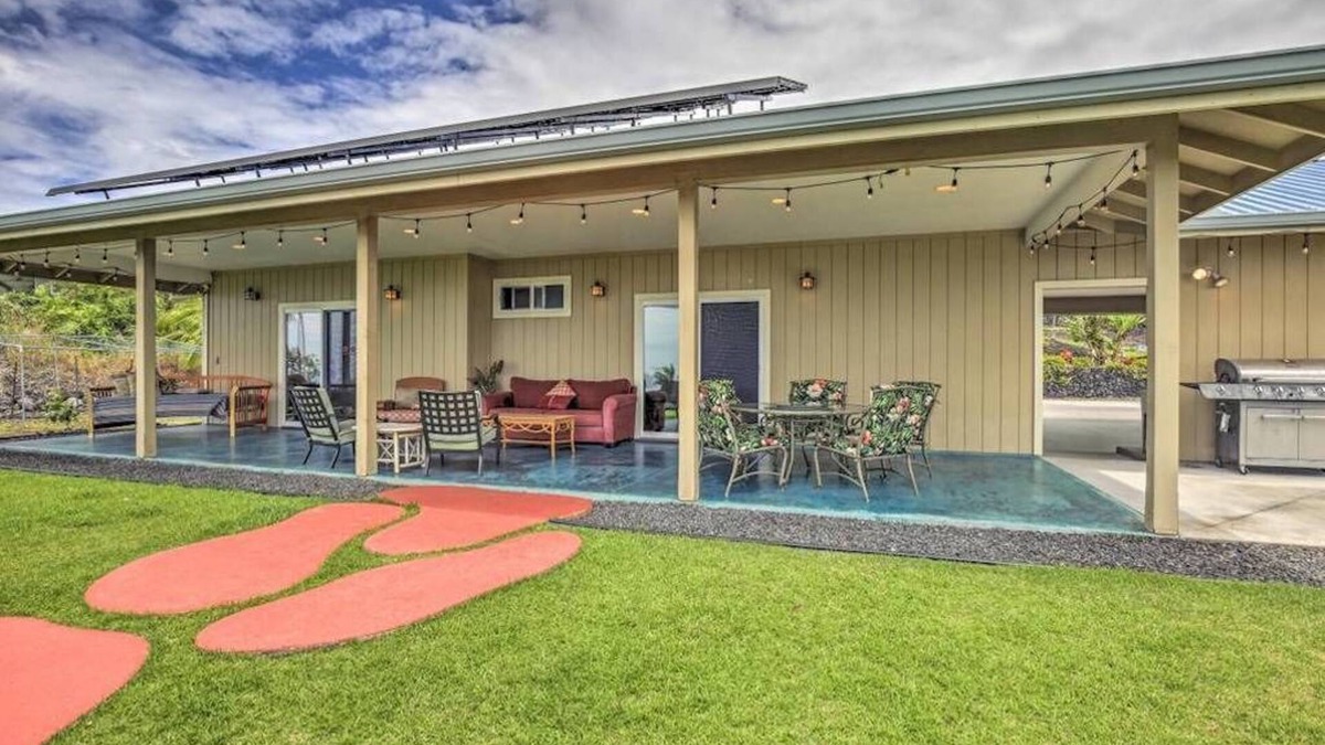 Kona Palisades House | 2-bedroom vacation home just 11 minutes from Kailua Pier