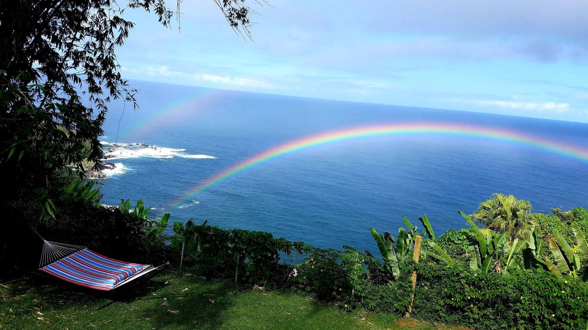 Laupahoehoe House | 2 Bedrooms/2 Bath Oceanfront Cliff House On Hamakua Coast