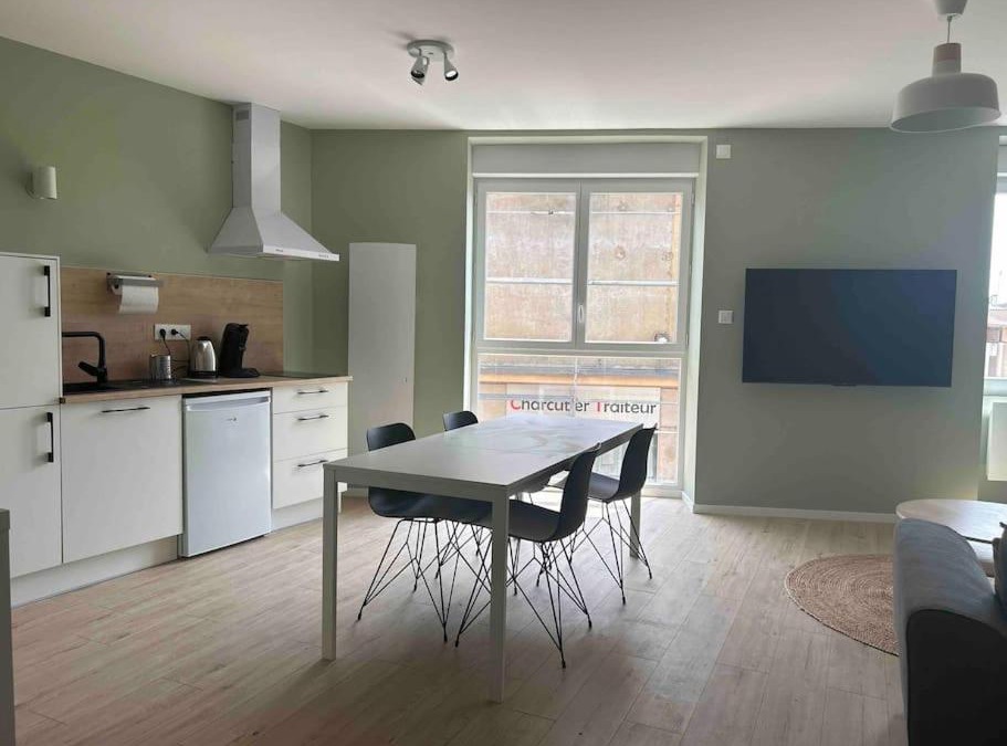 Jasseron Apartment | 2 Bedrooms Apartments In Jasseron