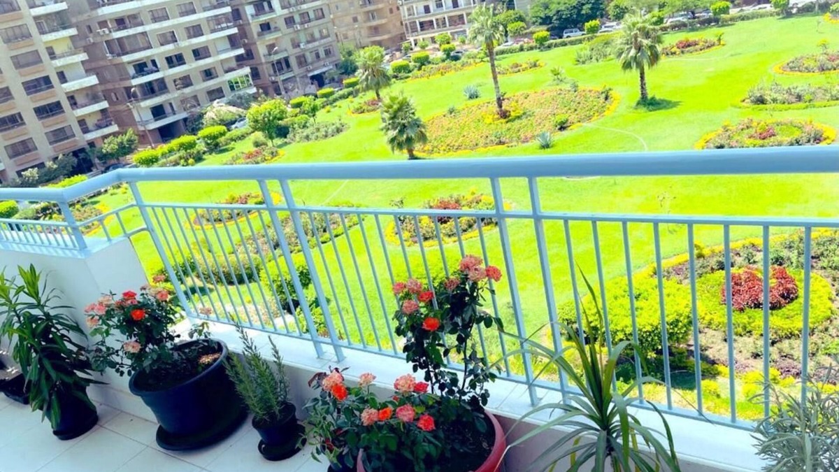 Heliopolis Condo | 2 bedrooms condo with hot tub and free Shuttle Airport in Cairo