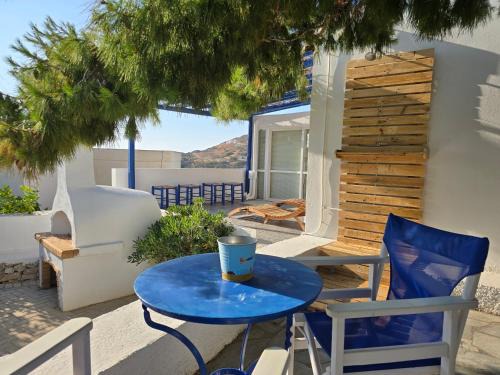 Kini House | 2 Bedrooms Holiday Homes In Kini