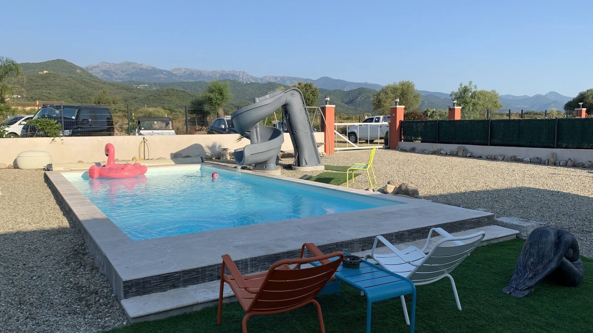 Ventiseri House | 2 bedrooms in a pullhouse and jacuzzi