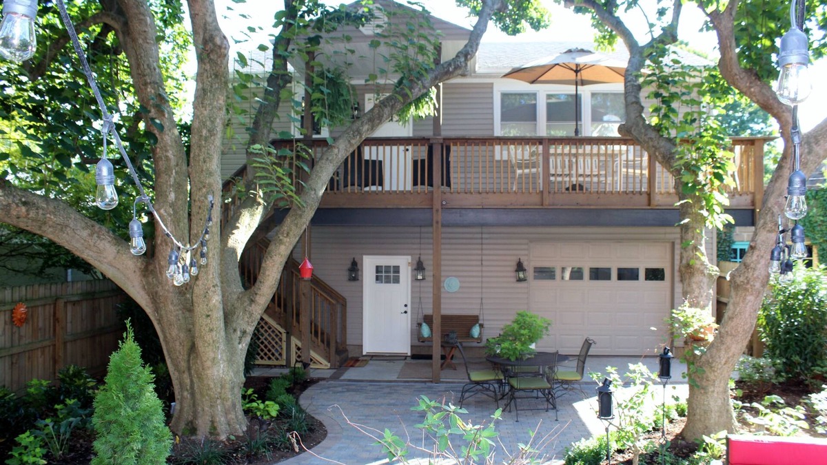 Cherokee Triangle House | ☼ 2 Bedrooms New/Elegant/Calm in HIP Highlands ► Walkable