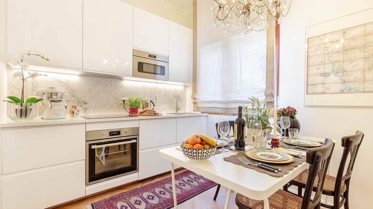 Lucca Historical Center Apartment | 2 bedrooms, Terrace and Private Parking in Lucca