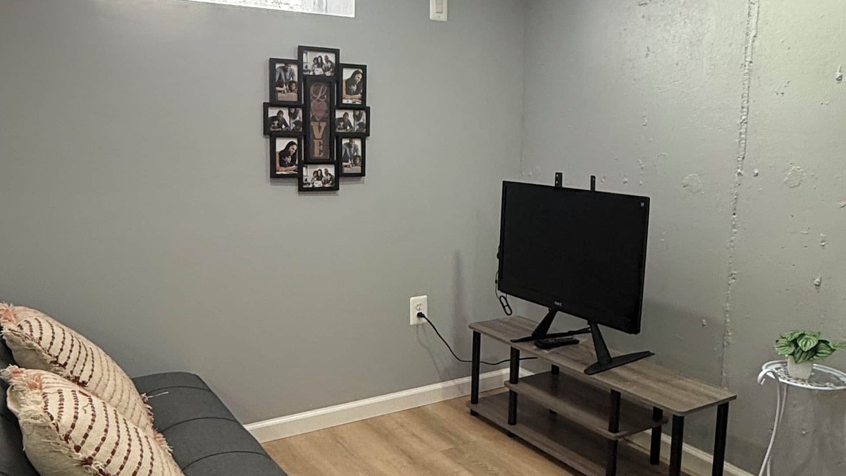 South Philadelphia West Apartment | 2 beds, 1 bath, 1 car private parking not sharing