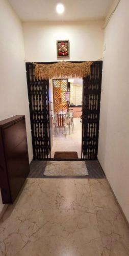 Kolhapur Apartment | 2 bhk flat in middle of city gargi's home stay