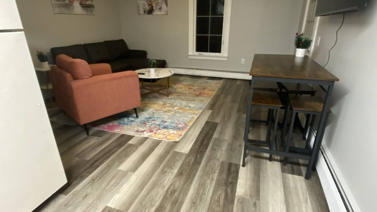 Manchester Center Apartment | 2 block walk to Manchester shops! Short drive to slopes! Pet friendly.