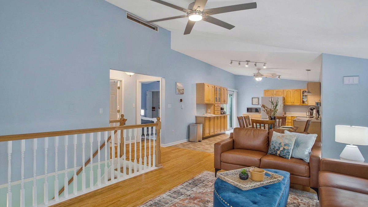 Prince Frederick House | 2 blocks from Bay! Private beach! Boat launch! Kayak! Hike! Fossil Hunt!