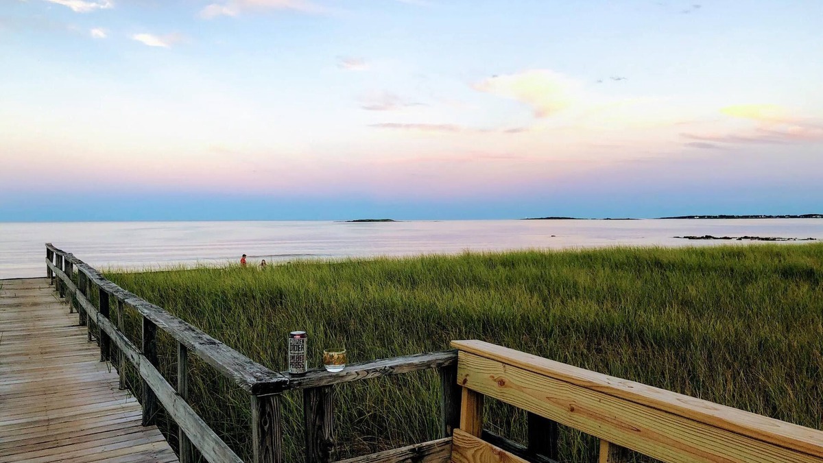 Southern Coast Apartment | 2 BR Apt at Kinney Shores w/private beach access