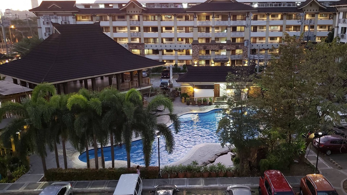 Santolan Condo | 2 BR Condo at Bali Oasis Phase 1 Pasig (free wifi & netflix)