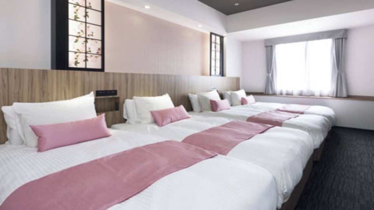 Hyakunincho Hotel | 2 BR Family hotel with WiFi, AC, laundry, in enchanting Shinjuku City