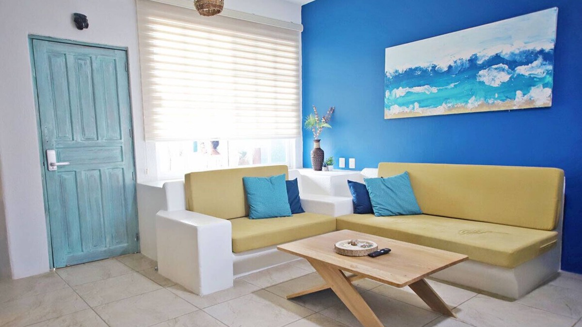 Rinconada Apartment | 2 BR - Fast Internet, King beds, AC, Near beach w/Pool