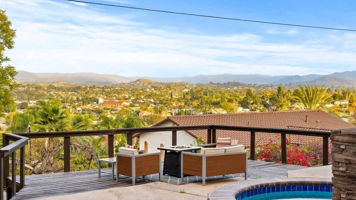 Central Escondido House | 2 BR Oasis w/View Near: Safari | Wineries | Lakes