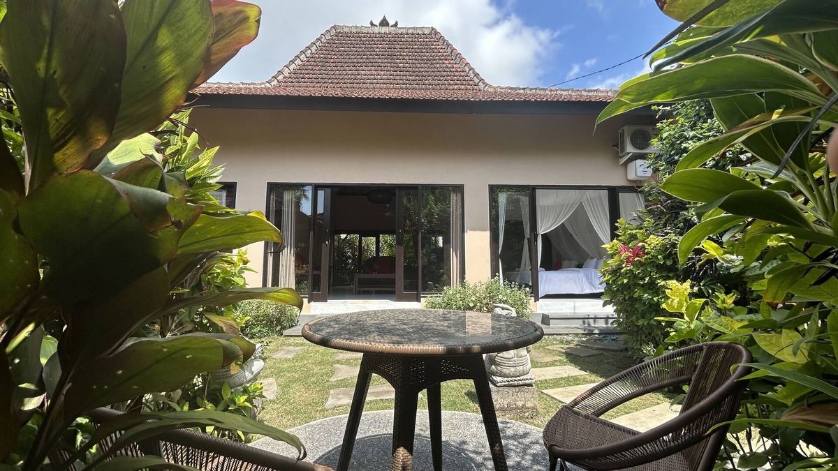 Lodtunduh Villa | 2-BR Ubud Villa - Front Page GS With Big Living Room & Private Workspace.